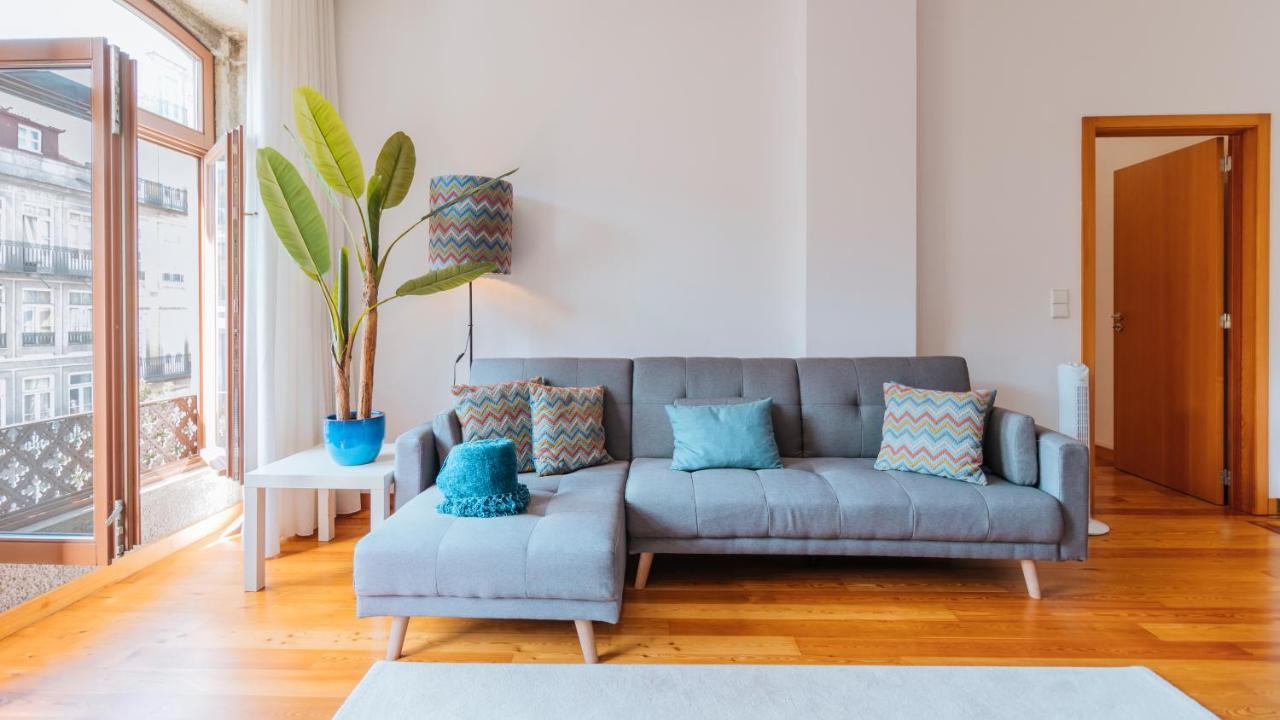 Mouzinho Downtown 2br W/ Parking By Lovelystay Apartamento
